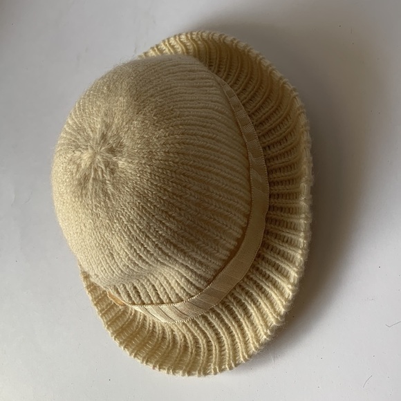 Vintage TONAK DOLLY Cream Hat - Picture 4 of 7